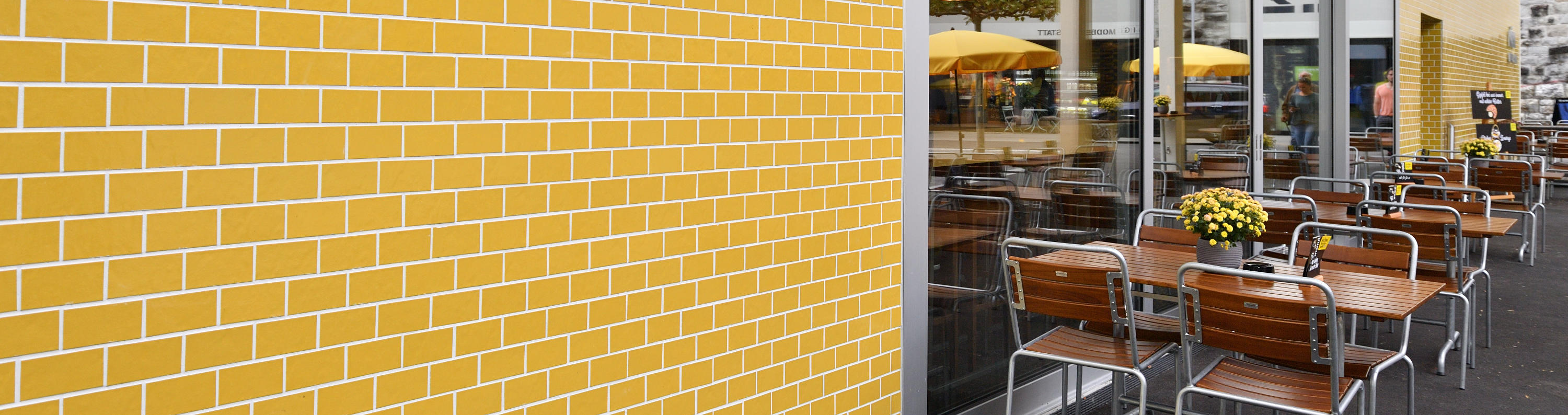 Glasurentwicklung/-brand